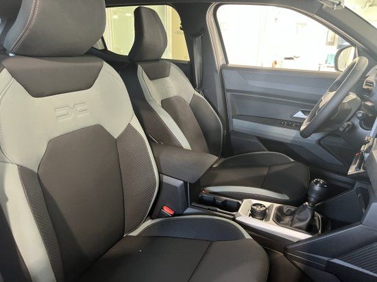 Dacia Duster 2025