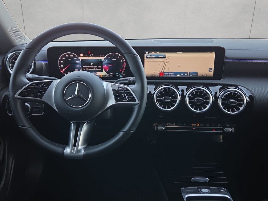 Mercedes-Benz CLA 180 2024