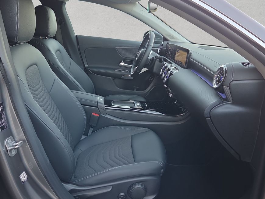 Mercedes-Benz CLA 180 2024