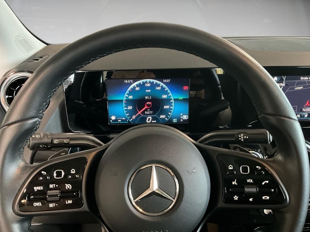 Mercedes-Benz B 220 2022