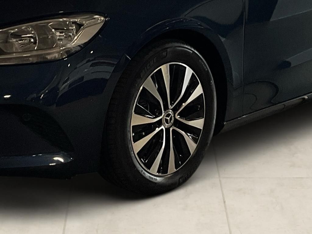 Mercedes-Benz B 220 2022