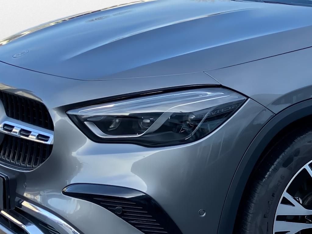 Mercedes-Benz GLA 180 2025