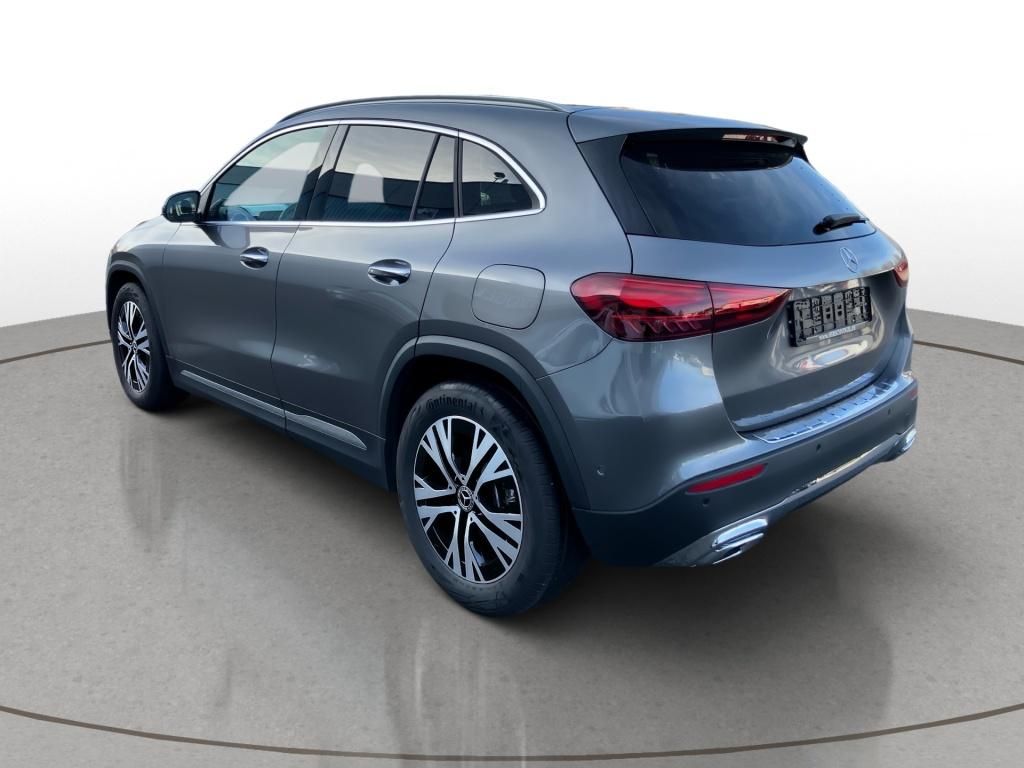 Mercedes-Benz GLA 180 2025