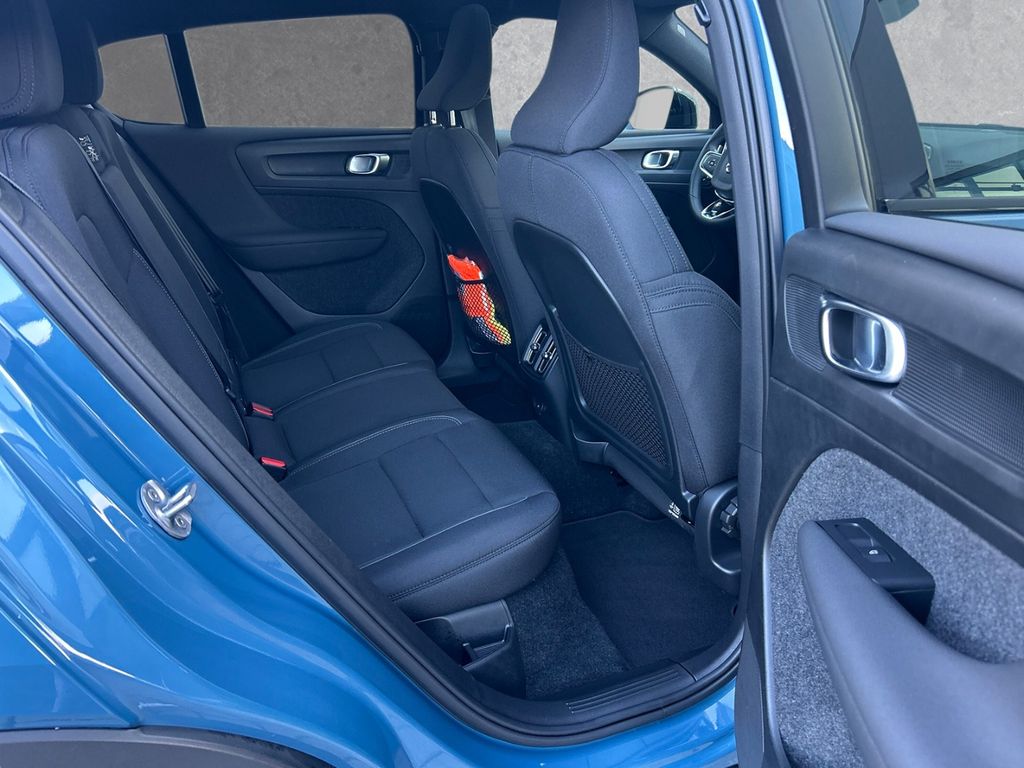 Volvo C40 2022
