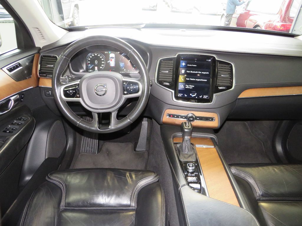 Volvo XC90 2019