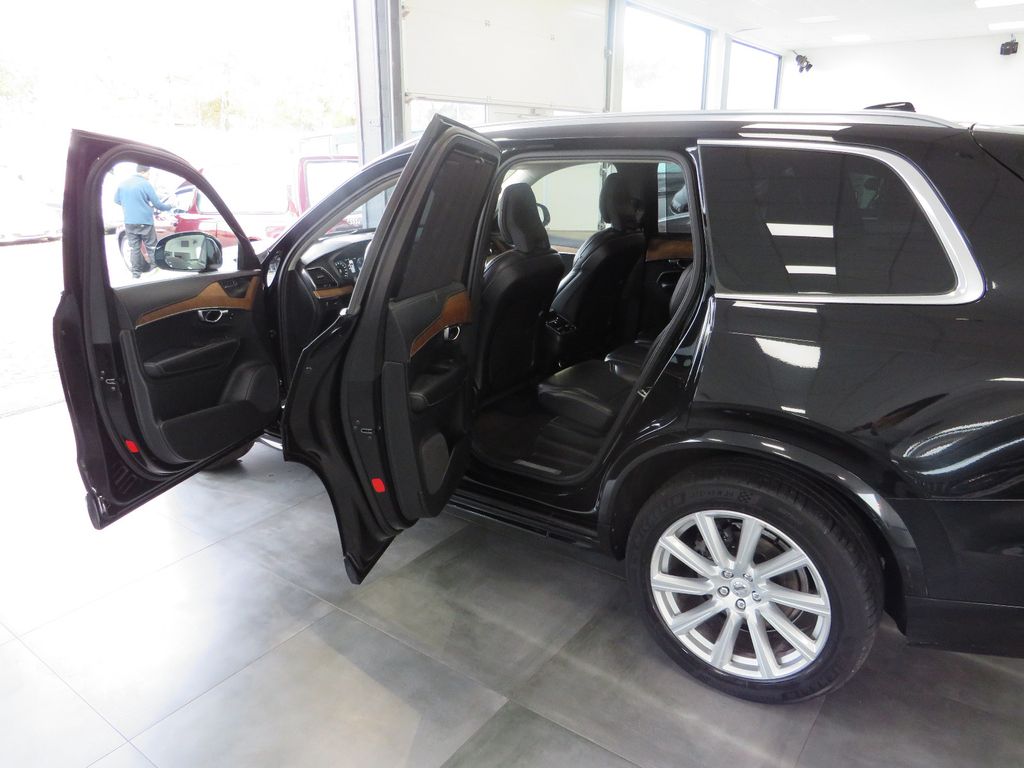 Volvo XC90 2019