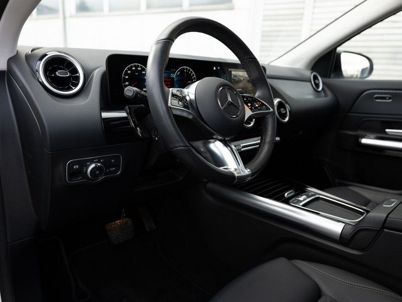 Mercedes-Benz GLA 250 2024