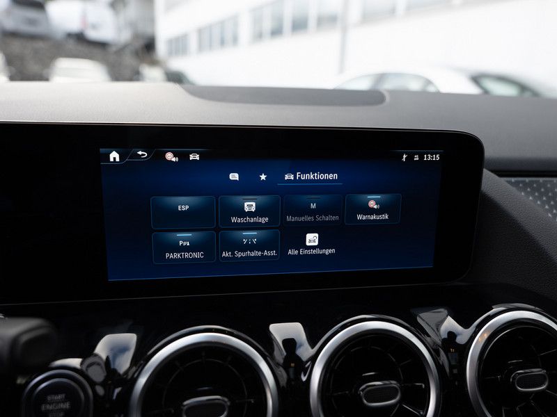 Mercedes-Benz GLA 250 2024