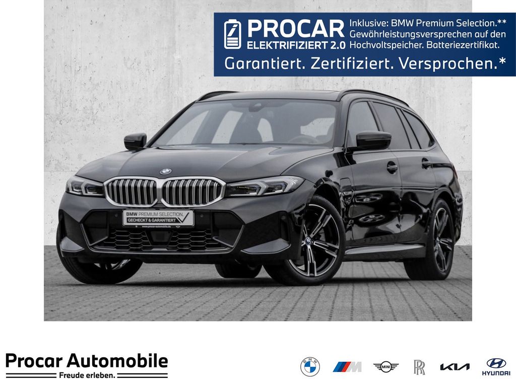 BMW 330 2022