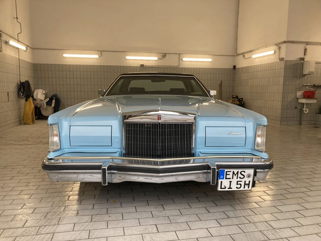 Lincoln Continental 1979