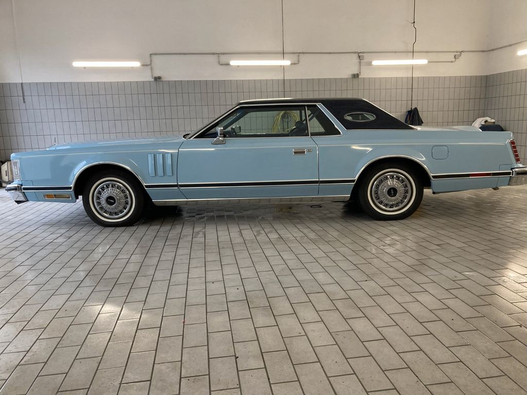 Lincoln Continental 1979