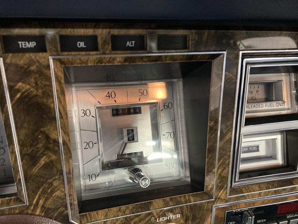 Lincoln Continental 1979