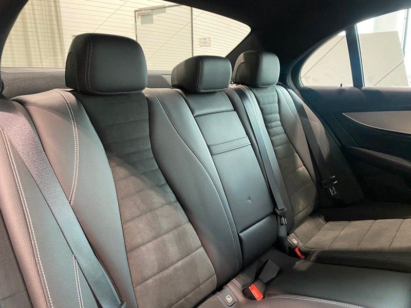 Mercedes-Benz E 300 2022