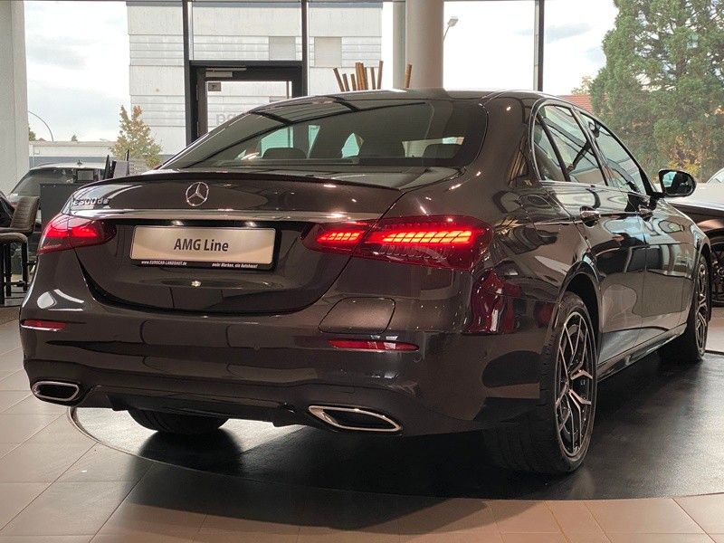 Mercedes-Benz E 300 2022