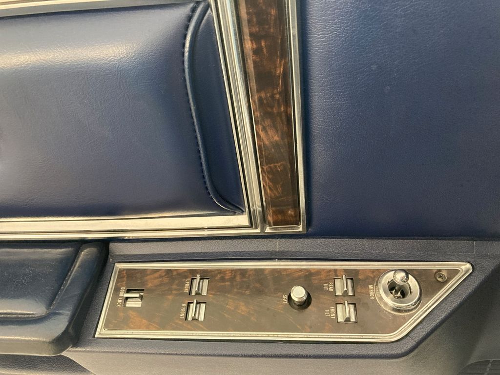 Lincoln Continental 1979