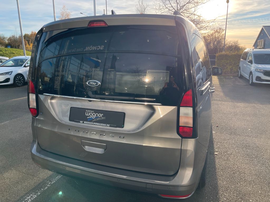 Ford Grand Tourneo 2025