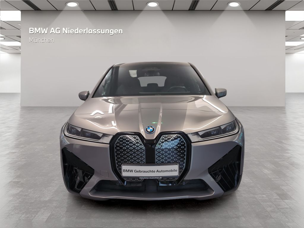 BMW iX 2022