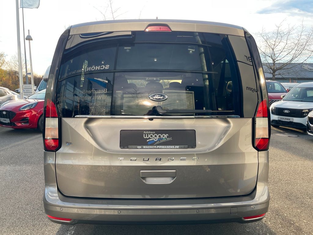 Ford Grand Tourneo 2025