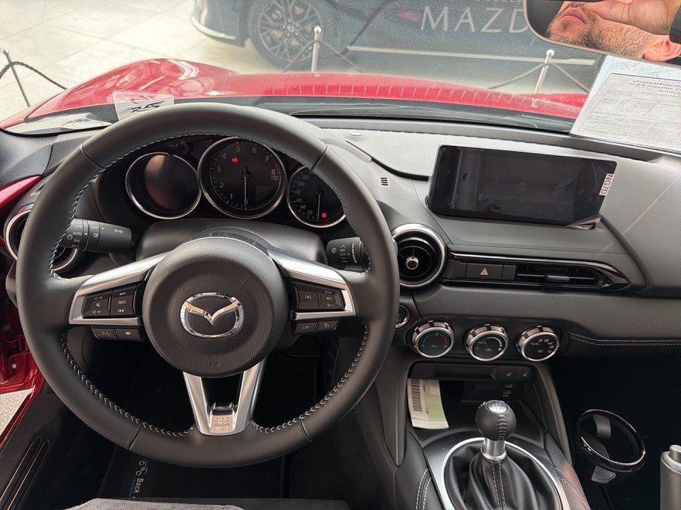 Mazda MX-5 2025