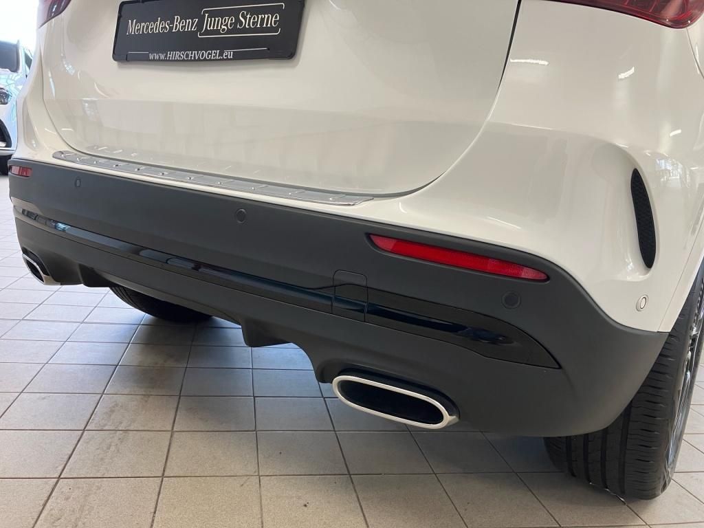 Mercedes-Benz GLA 200 2025