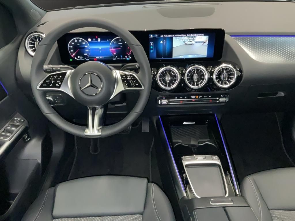 Mercedes-Benz B 200 2025