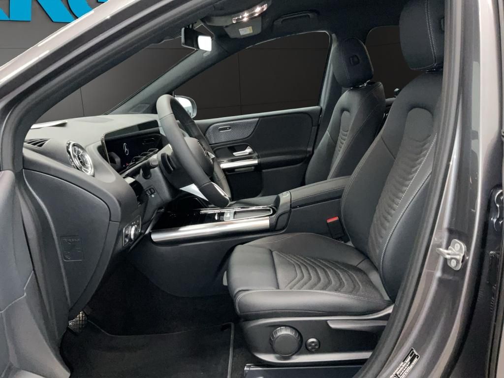 Mercedes-Benz B 200 2025