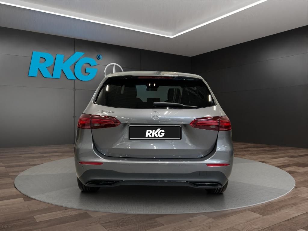 Mercedes-Benz B 200 2025