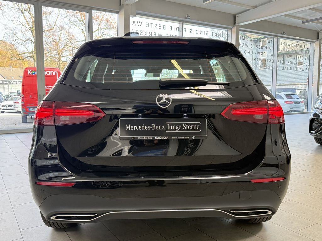 Mercedes-Benz B 200 2024