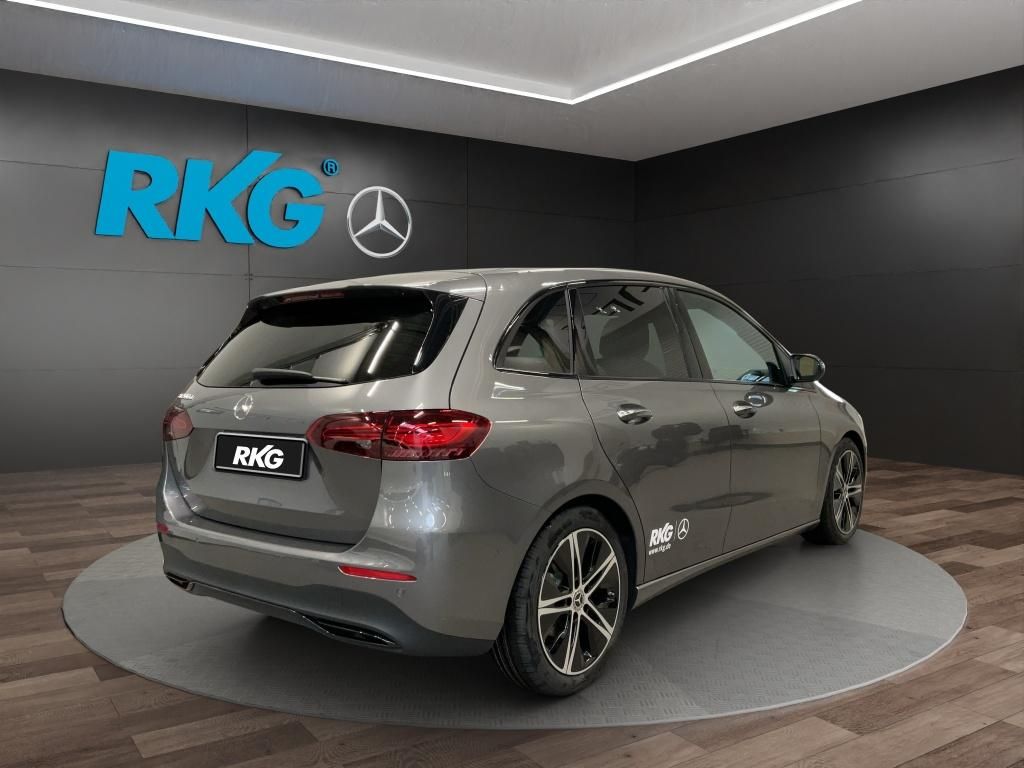 Mercedes-Benz B 200 2025