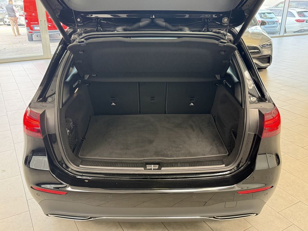 Mercedes-Benz B 200 2024