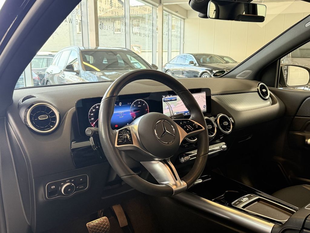 Mercedes-Benz B 200 2024