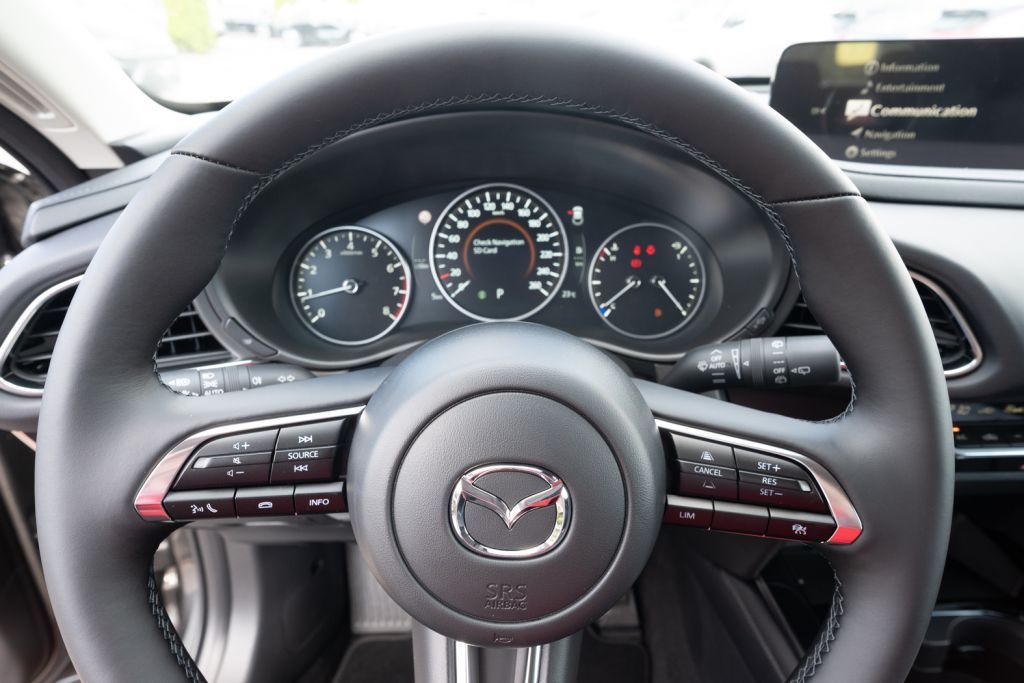 Mazda CX-30 2025