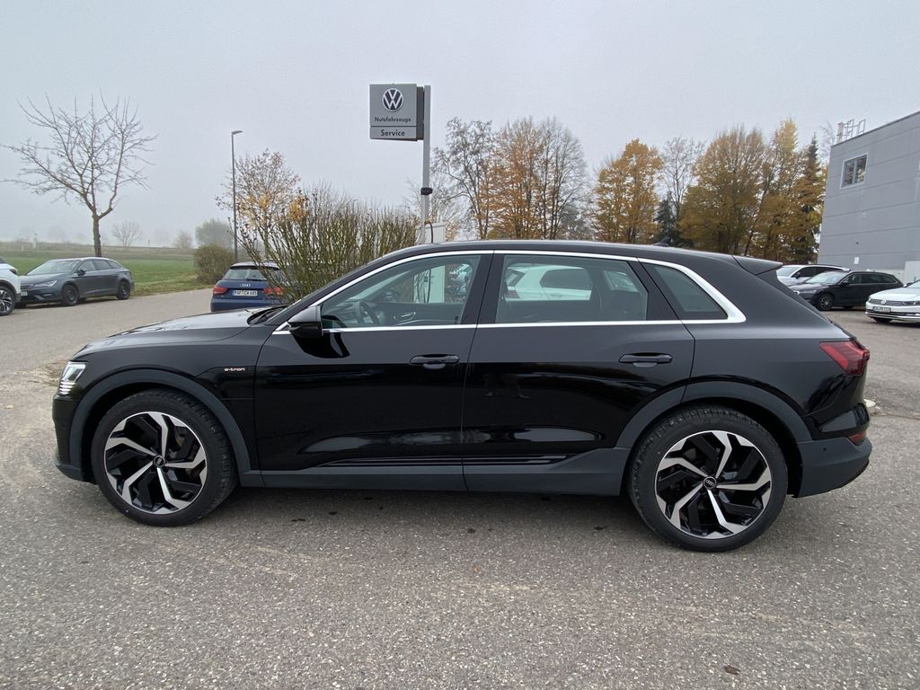 Audi e-tron 2022