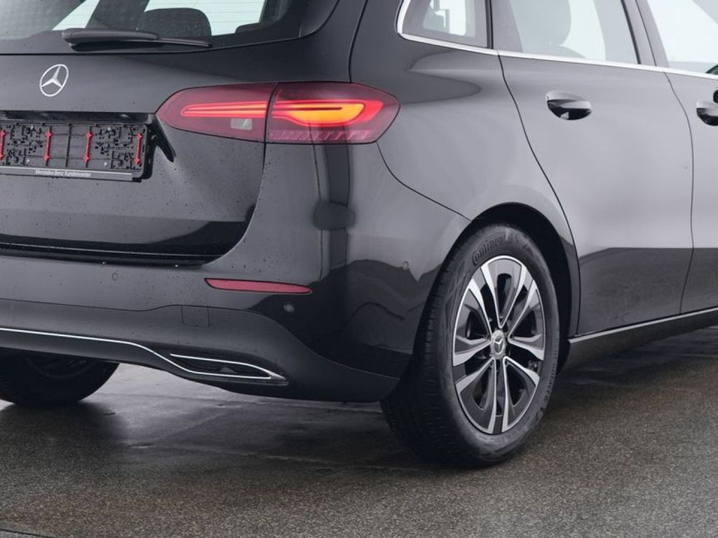 Mercedes-Benz B 220 2024