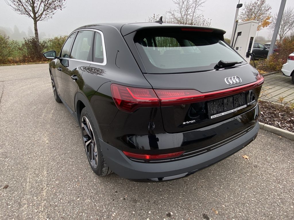 Audi e-tron 2022