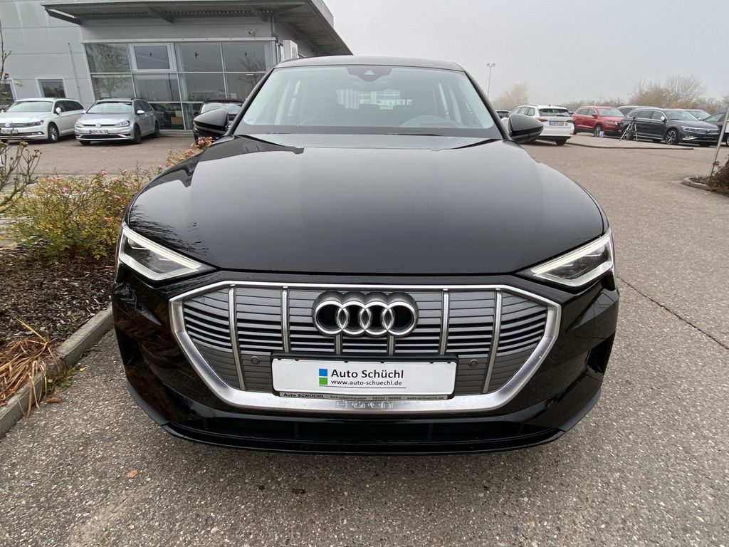 Audi e-tron 2022