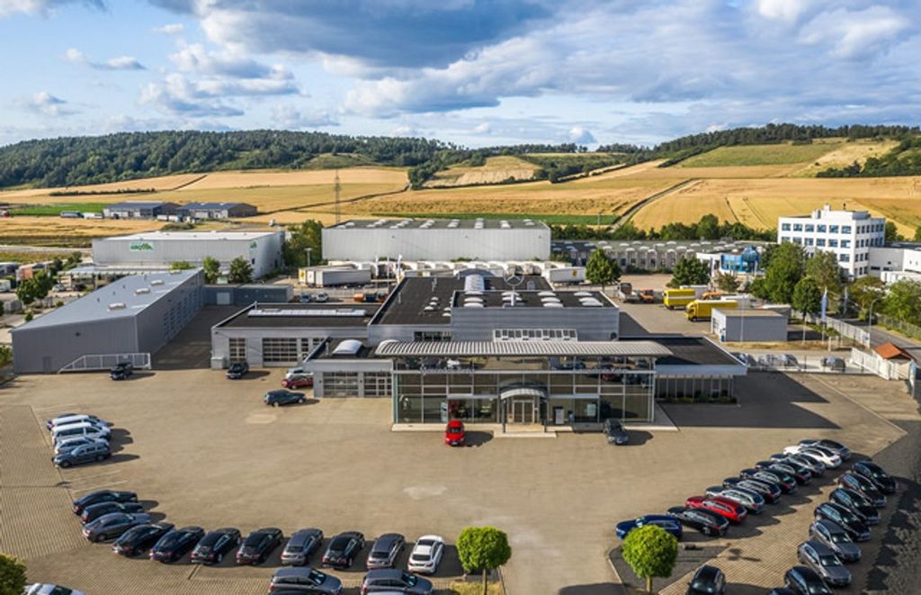 Mercedes-Benz B 220 2024