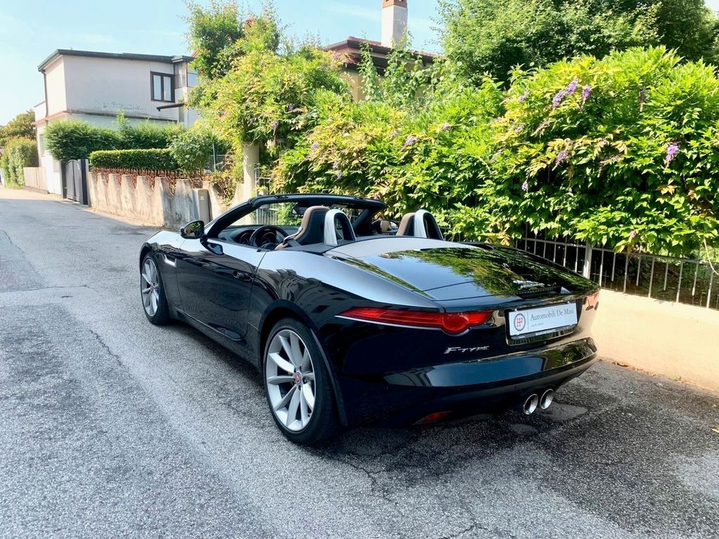 Jaguar F-Type 2017