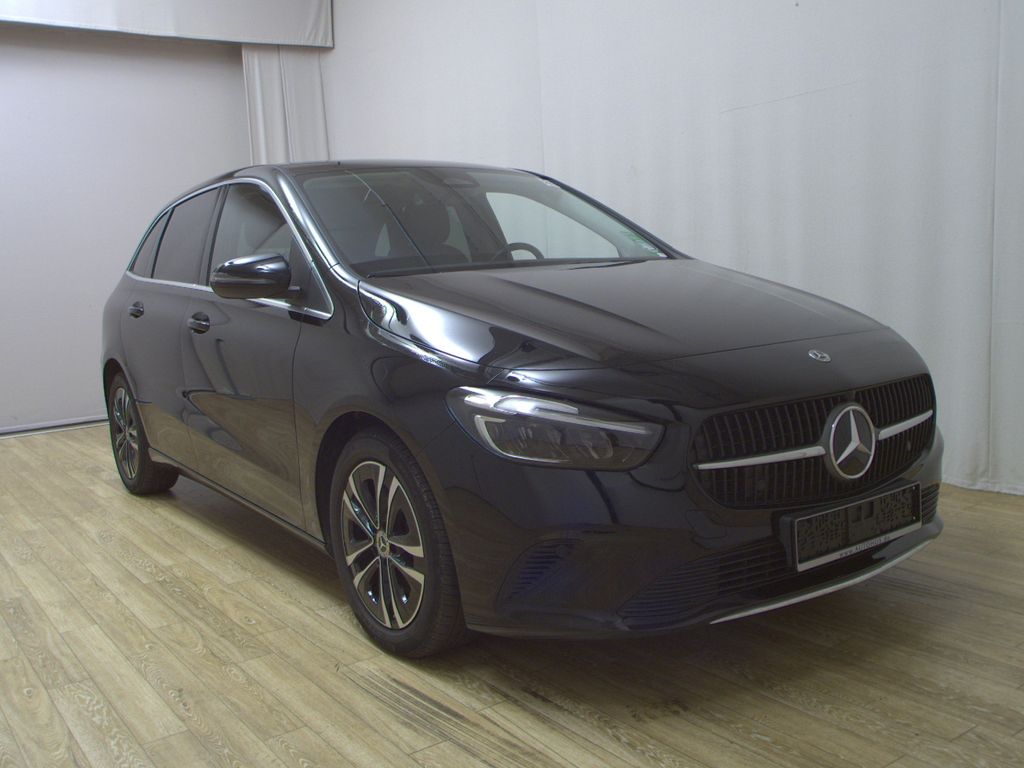 Mercedes-Benz B 200 2023