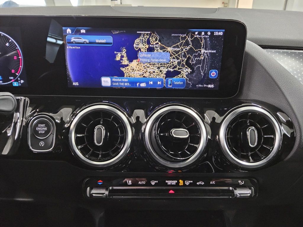 Mercedes-Benz B 200 2023