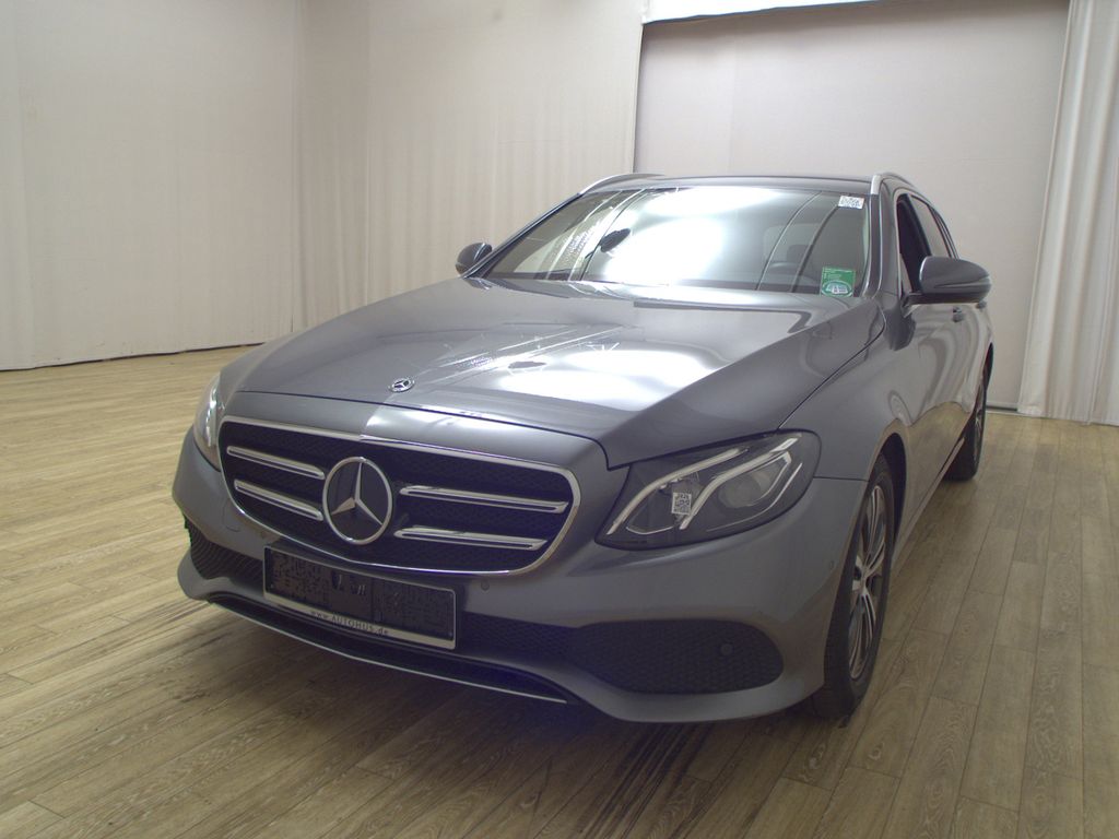 Mercedes-Benz E 200 2020