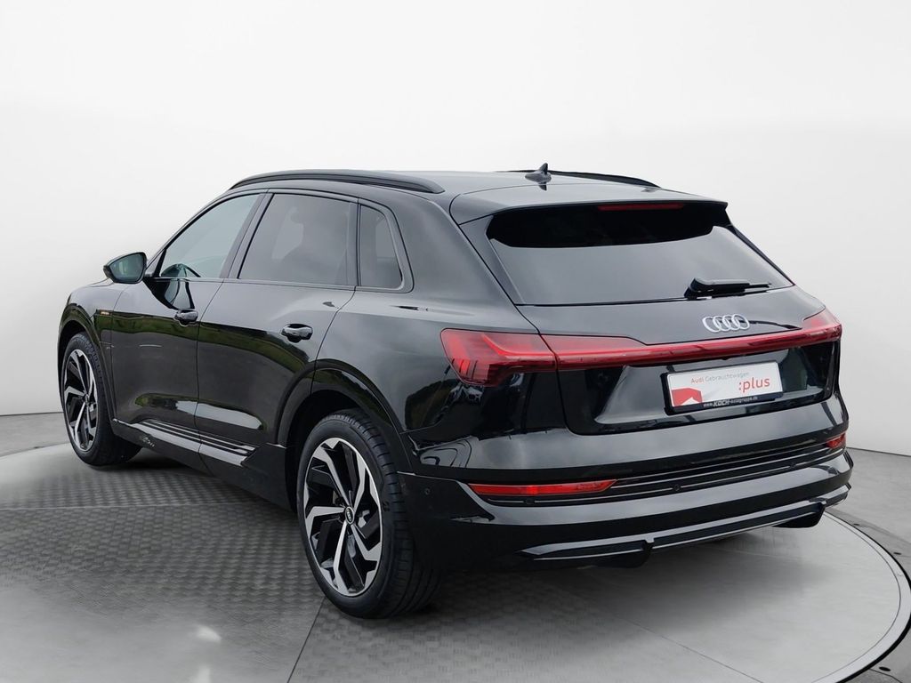 Audi e-tron 2021