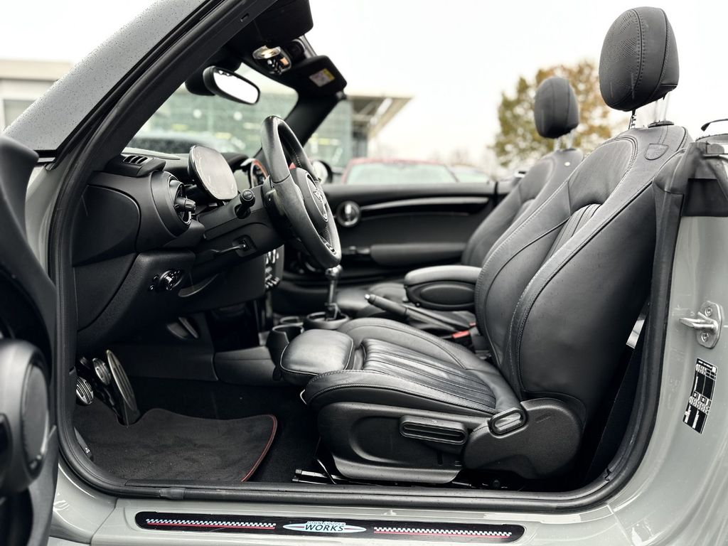 MINI John Cooper Works Cabrio 2022