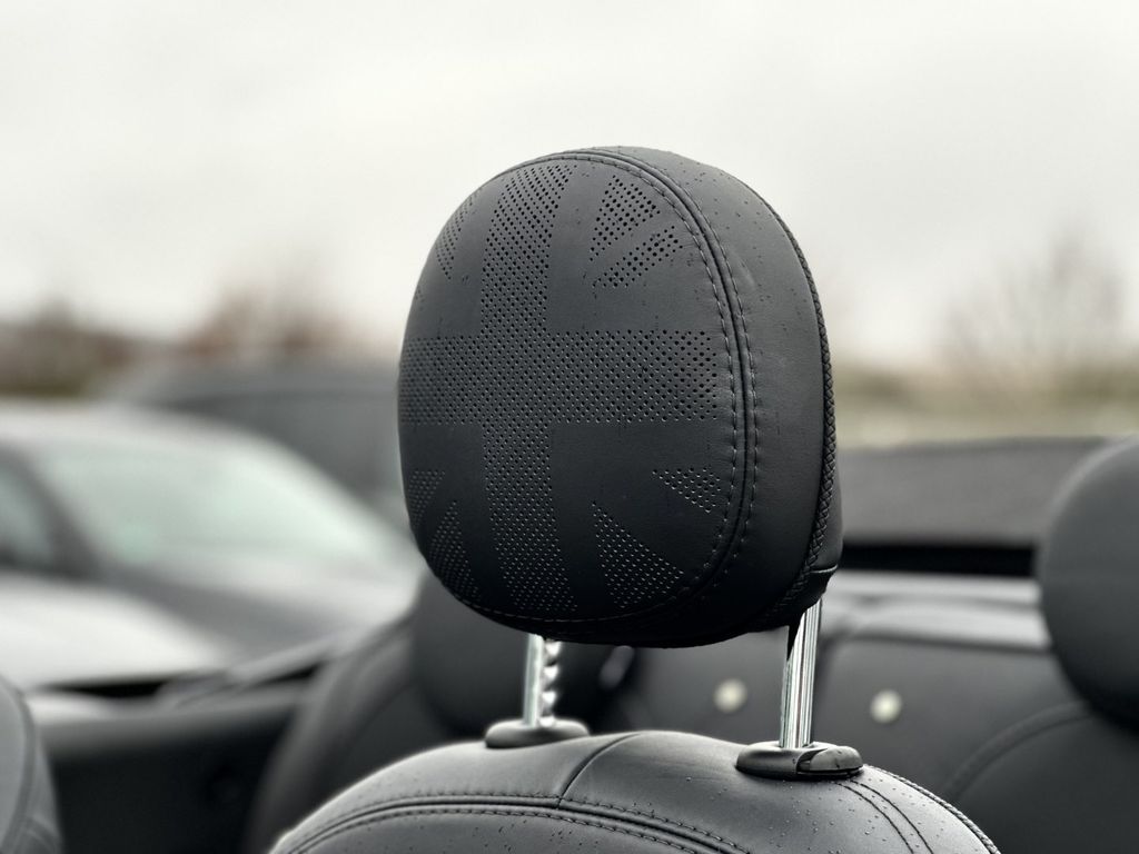 MINI John Cooper Works Cabrio 2022