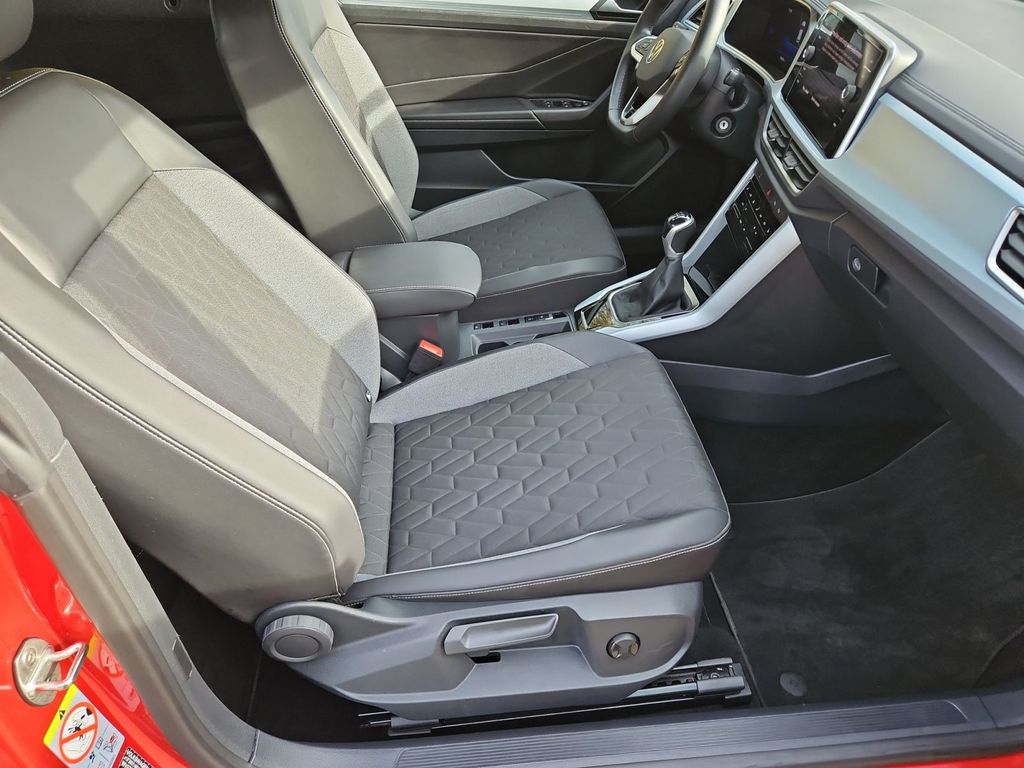 Volkswagen T-Roc 2025