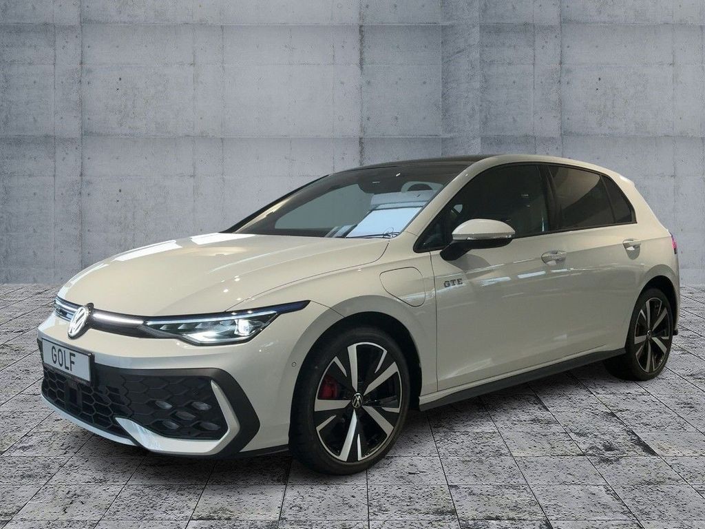 Volkswagen Golf 2025