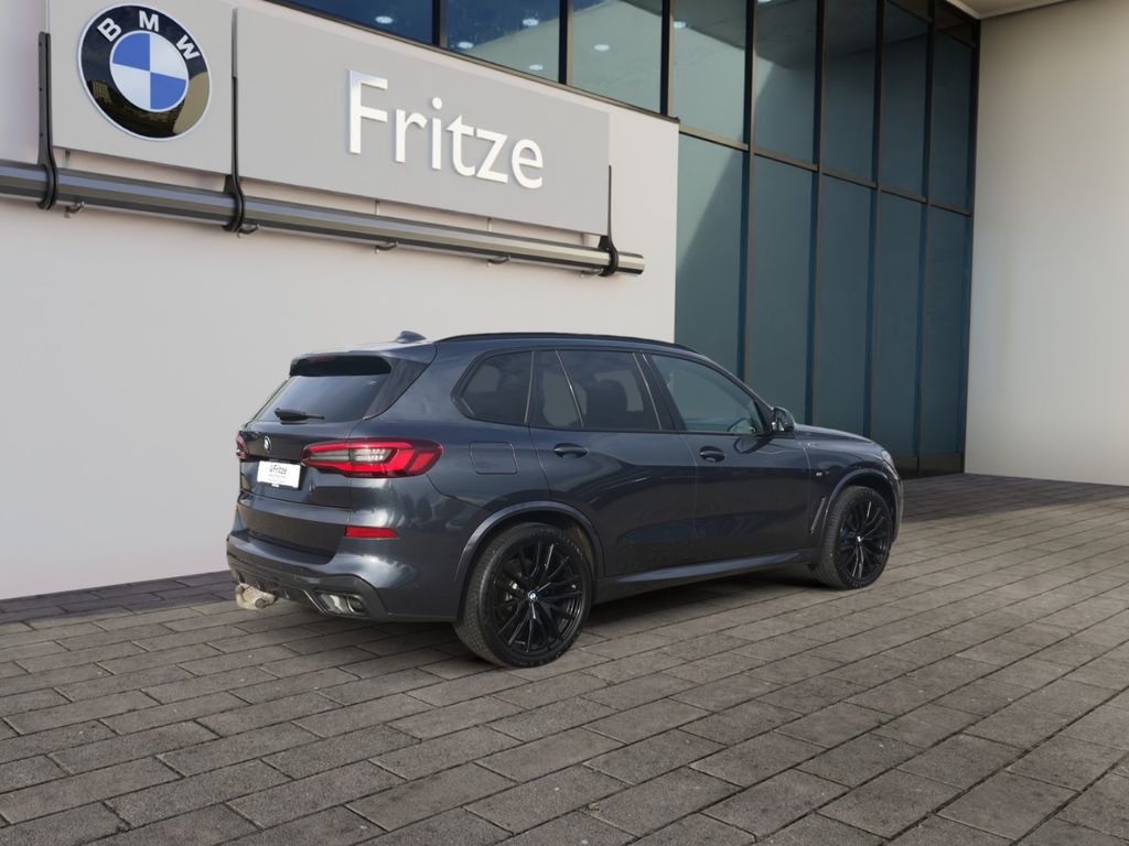 BMW X5 2022