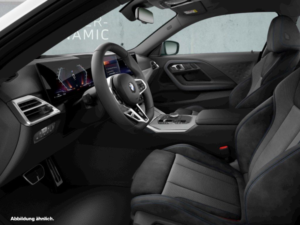 BMW 220 2025