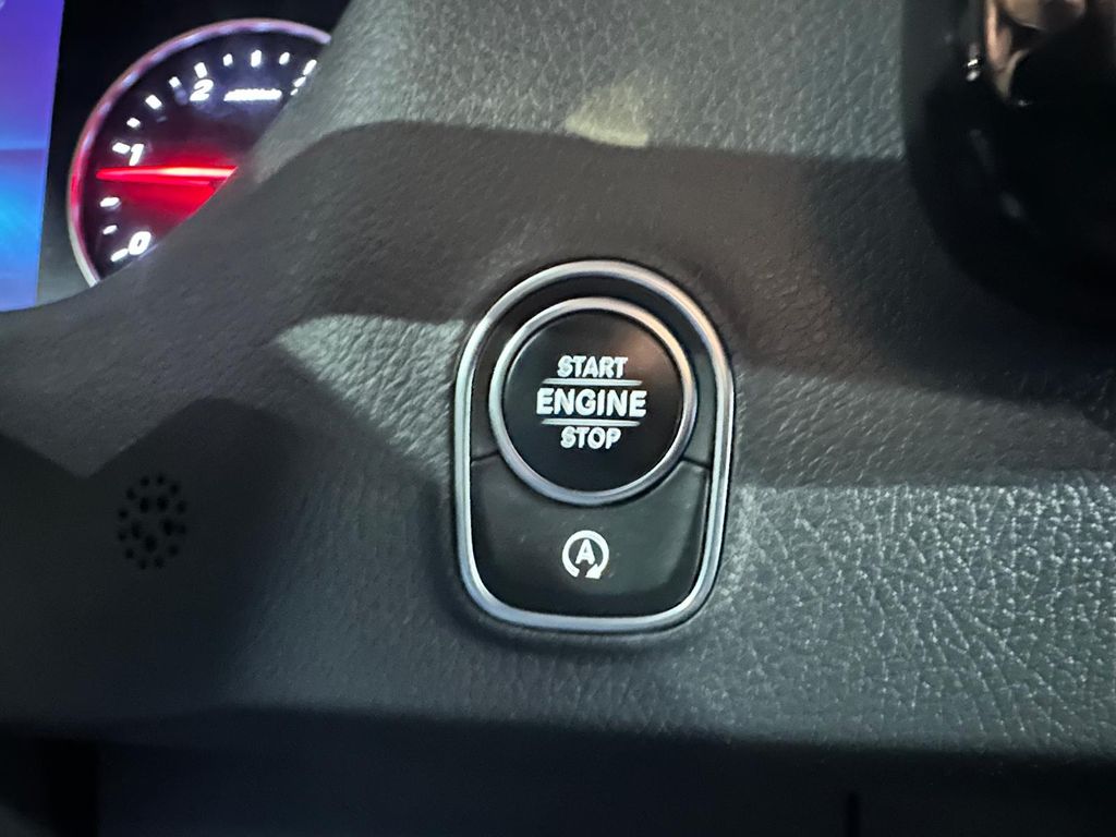 Mercedes-Benz Sprinter 2021