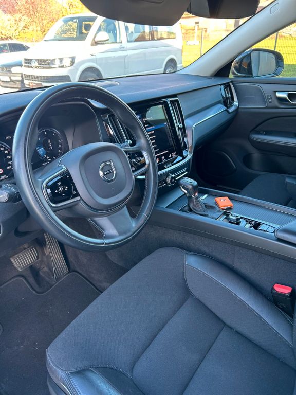 Volvo V60 2021
